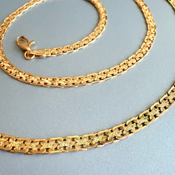 14K Solid Gold Diamond Cut Bismark Flat 2 Sided Chain Necklace 23.5 inch… - Picture 5 of 7